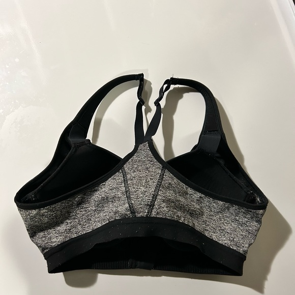 2 Victoria Secret Pink Gray Sports Bras - Picture 6 of 7